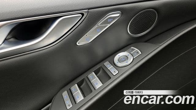 Genesis G80 2022 — ფოტო 18/33