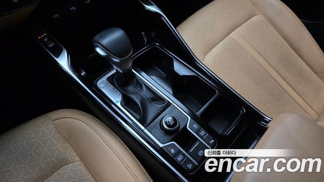Kia Sorento 2022 — Фото 9/20