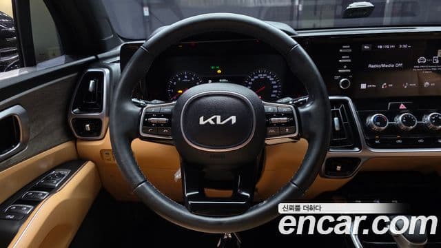 Kia Sorento 2022 — Фото 13/20