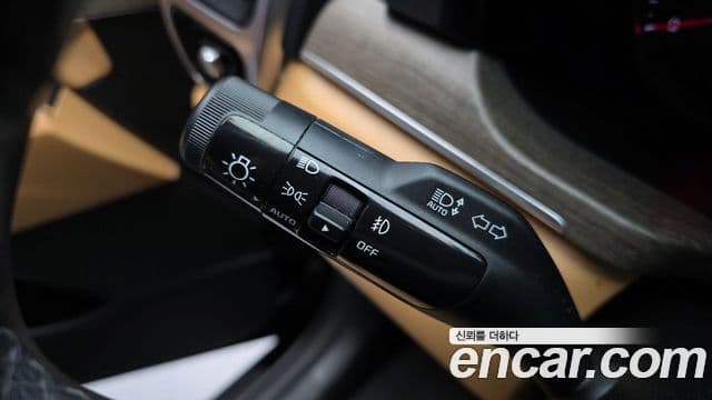 Kia Sorento 2022 — Фото 18/20