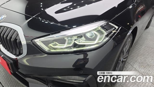 BMW 1 Series 2022 — ფოტო 5/28