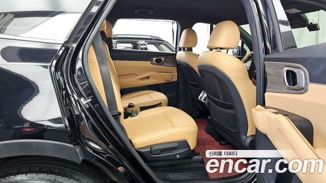Kia Sorento 2021 — фото 12 из 20