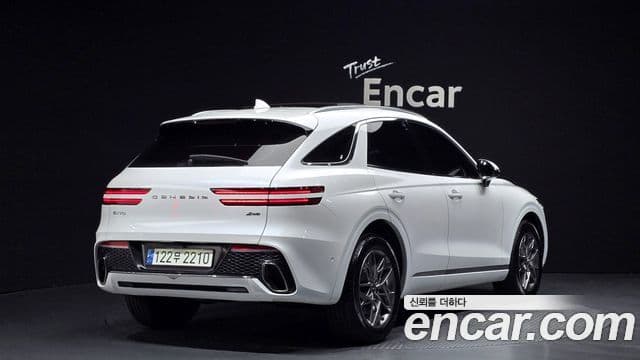 Genesis GV70 2023 — Şəkil 2/20