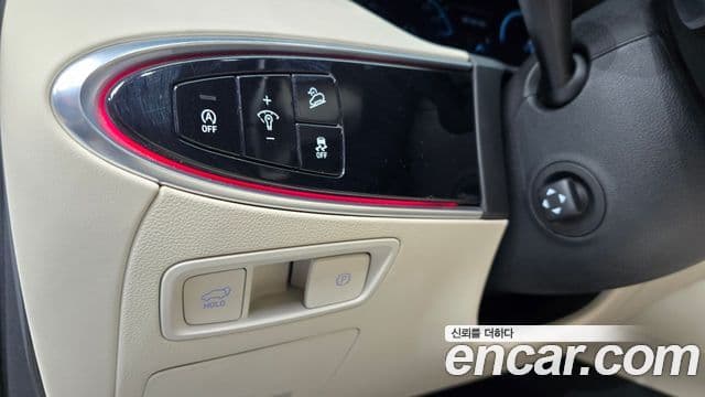 Genesis GV70 2023 — Şəkil 14/20