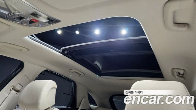 Genesis GV70 2023 — Şəkil 17/20