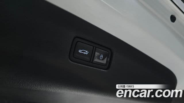 Genesis GV70 2023 — Şəkil 19/20