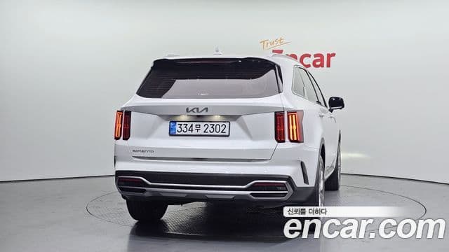 Kia Sorento 2023 — ფოტო 4/20