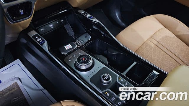 Kia Sorento 2023 — ფოტო 9/20