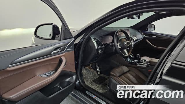 BMW X4 2021 — ფოტო 9/32