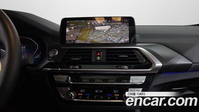BMW X4 2021 — ფოტო 10/32