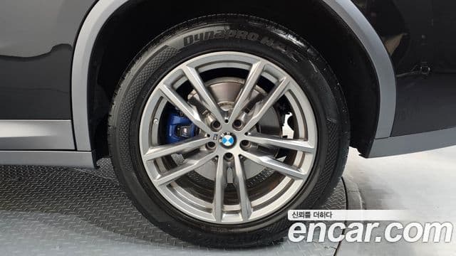 BMW X4 2021 — ფოტო 11/32