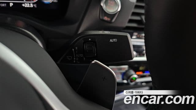 BMW X4 2021 — ფოტო 21/32