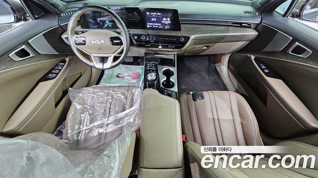 Kia K8 2022 — ფოტო 7/20