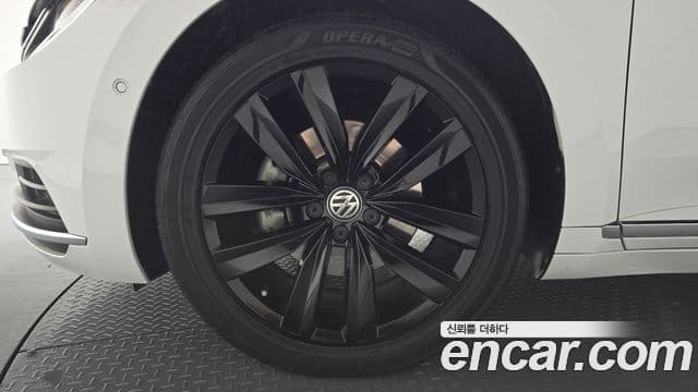 Volkswagen Arteon 2019 — Şəkil 5/20
