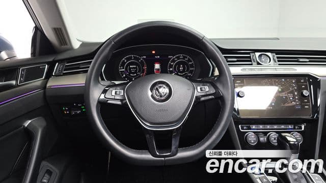 Volkswagen Arteon 2019 — Şəkil 13/20