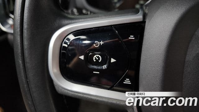 Volvo V60 Cross Country 2021 — ფოტო 15/20