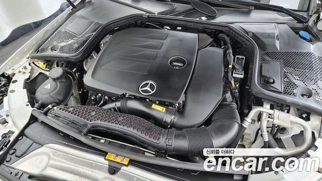 Mercedes-Benz C-Class 2020 — Photo 26/30