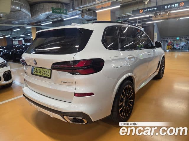 BMW X5 2025 — ფოტო 4/10