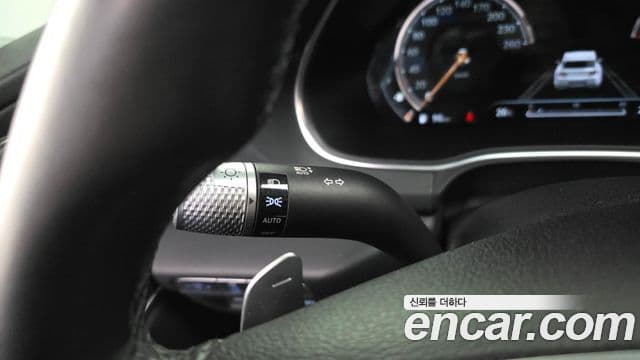 Genesis GV80 2020 — Photo 19/34