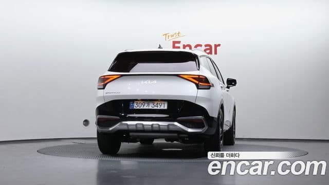 Kia Sportage 2022 — Фото 4/20
