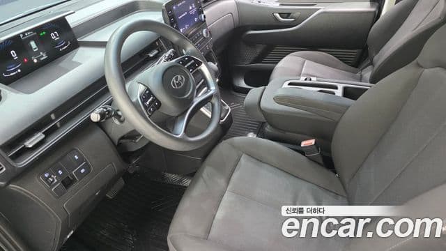 Hyundai Staria 2021 — Фото 7/20