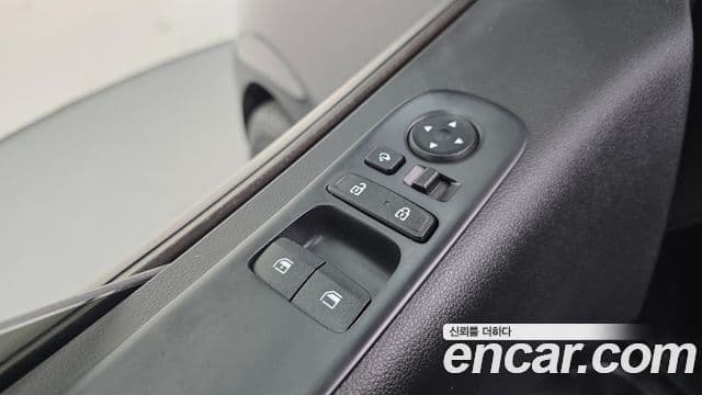 Hyundai Staria 2021 — Фото 12/20