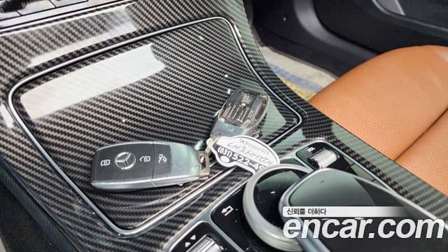Mercedes-Benz C-Class 2019 — ფოტო 15/20