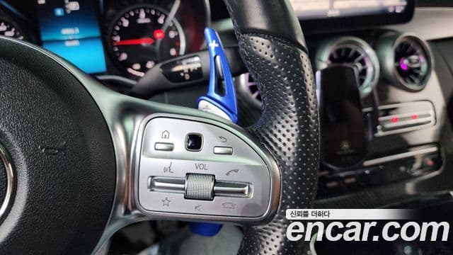 Mercedes-Benz C-Class 2019 — ფოტო 16/20