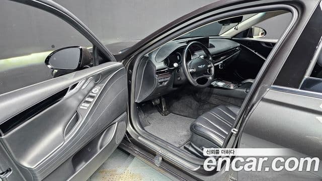 Genesis Electrified G80 2022 — Şəkil 10/20