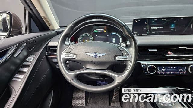 Genesis Electrified G80 2022 — Şəkil 13/20