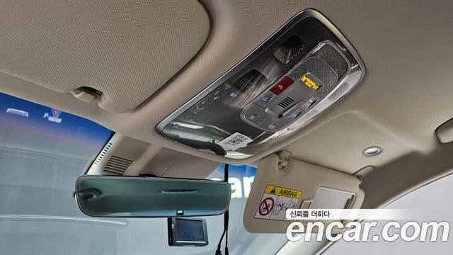 Genesis Electrified G80 2022 — Şəkil 18/20