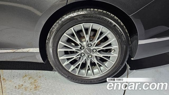 Genesis G80 2022 — Şəkil 31/31