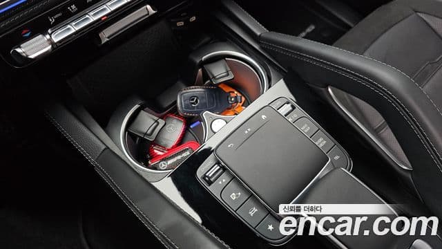 Mercedes-Benz GLE-Class 2024 — Şəkil 18/20