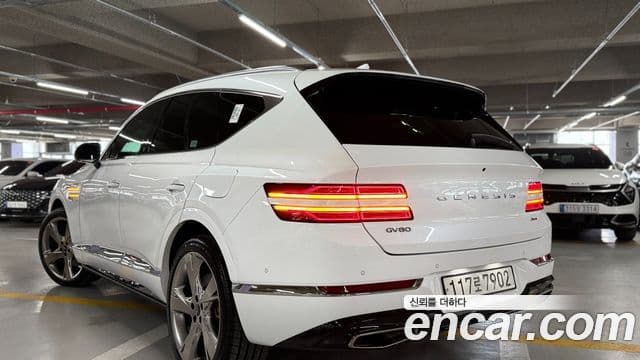 Genesis GV80 2022 — ფოტო 5/20