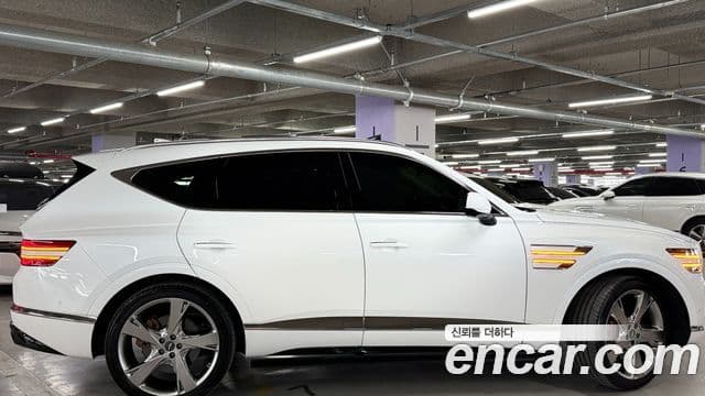 Genesis GV80 2022 — ფოტო 8/20