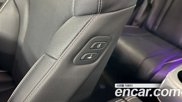 Genesis GV80 2022 — ფოტო 19/20