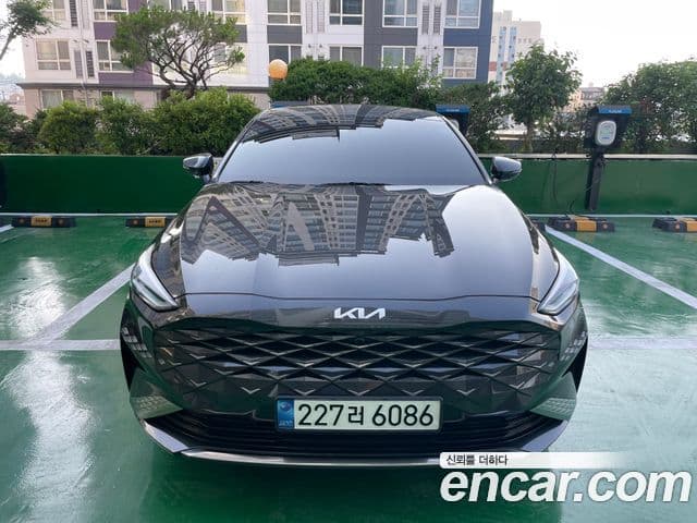 Kia K8 2022 — Şəkil 3/10