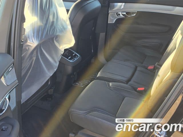 Volvo XC90 2026 — Şəkil 7/11