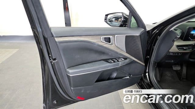 Kia K8 2023 — Photo 9/34