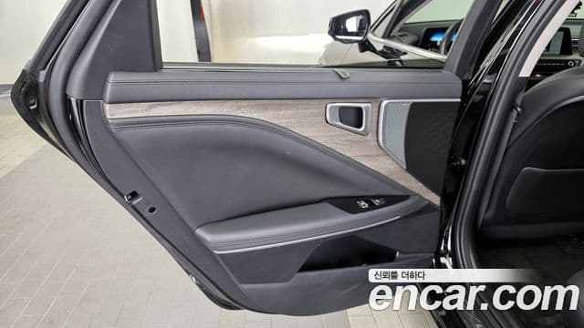 Kia K8 2023 — Photo 13/34