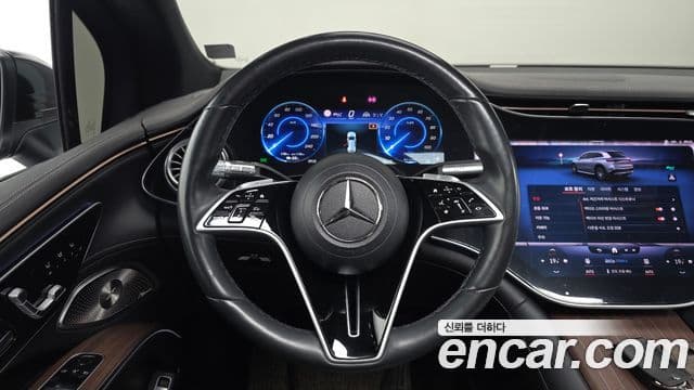 Mercedes-Benz EQS SUV 2023 — ფოტო 14/35