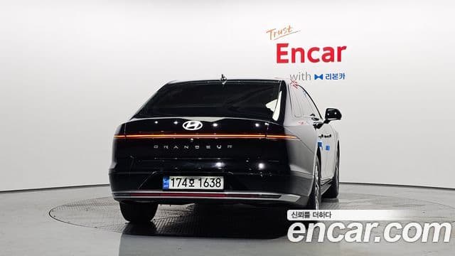Hyundai Grandeur 2022 — ფოტო 4/20