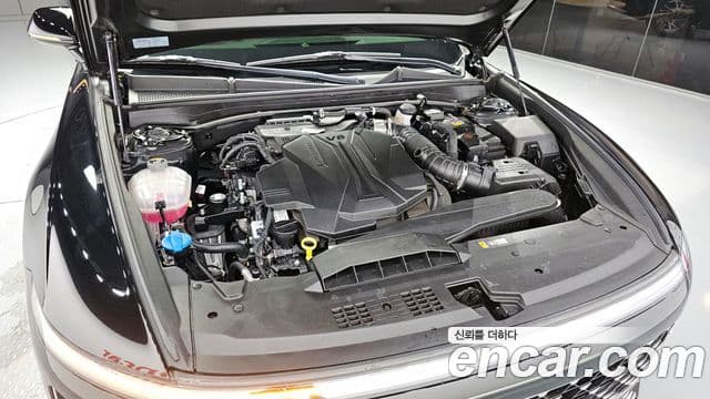 Hyundai Grandeur 2022 — ფოტო 6/20