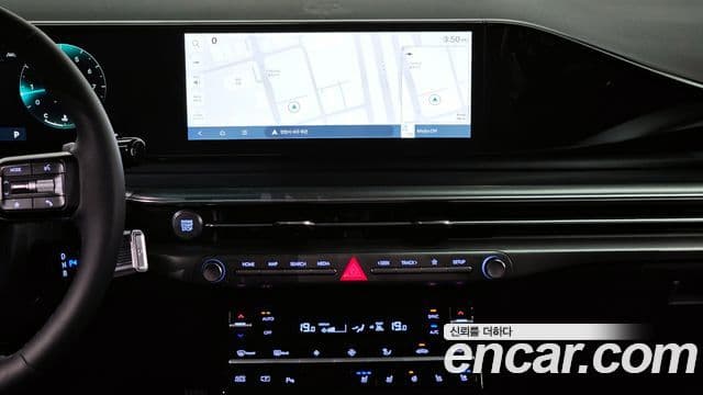 Hyundai Grandeur 2022 — ფოტო 13/20