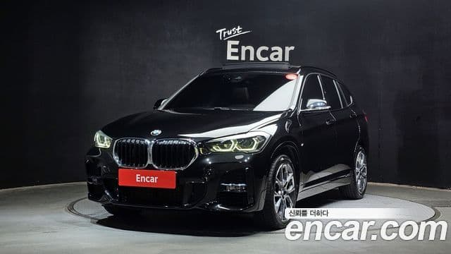 BMW X1 2022 — Şəkil 1/20