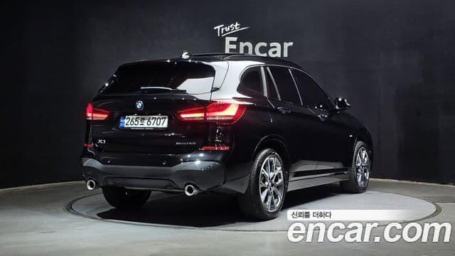 BMW X1 2022 — Şəkil 2/20