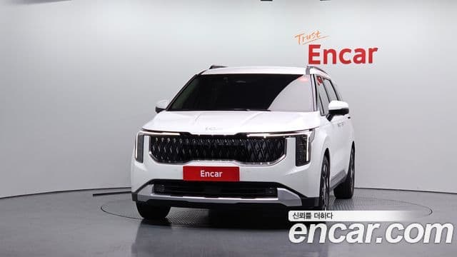 Kia Carnival 2024 — Şəkil 2/20