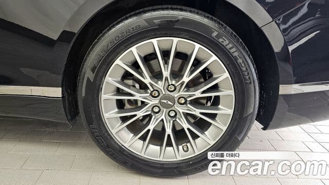 Genesis G80 2020 — Photo 17/36