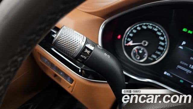 Genesis G80 2020 — Photo 12/36