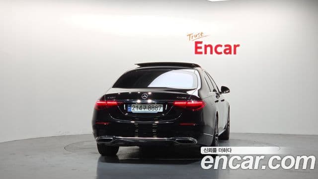Mercedes-Benz S-Class 2024 — ფოტო 4/20